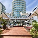 Moft By White Tower * Mamaia