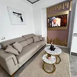 Moft By White Tower Mamaia