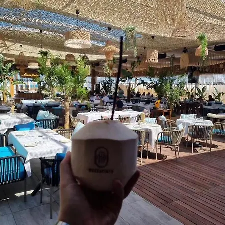 דירה Moft By White Tower מאמאיה