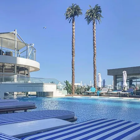 Moft By White Tower דירה