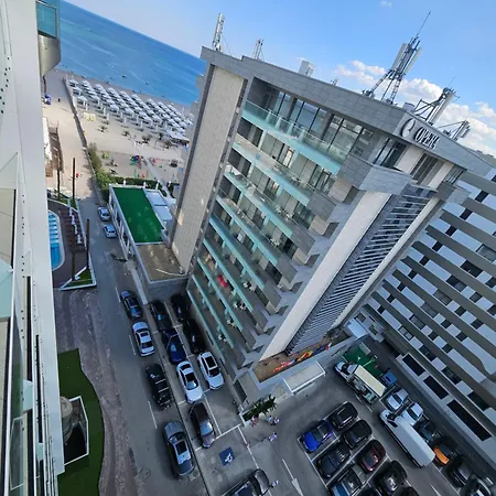 Moft By White Tower *