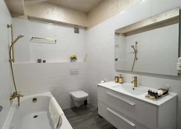 Moft By White Tower Mamaia